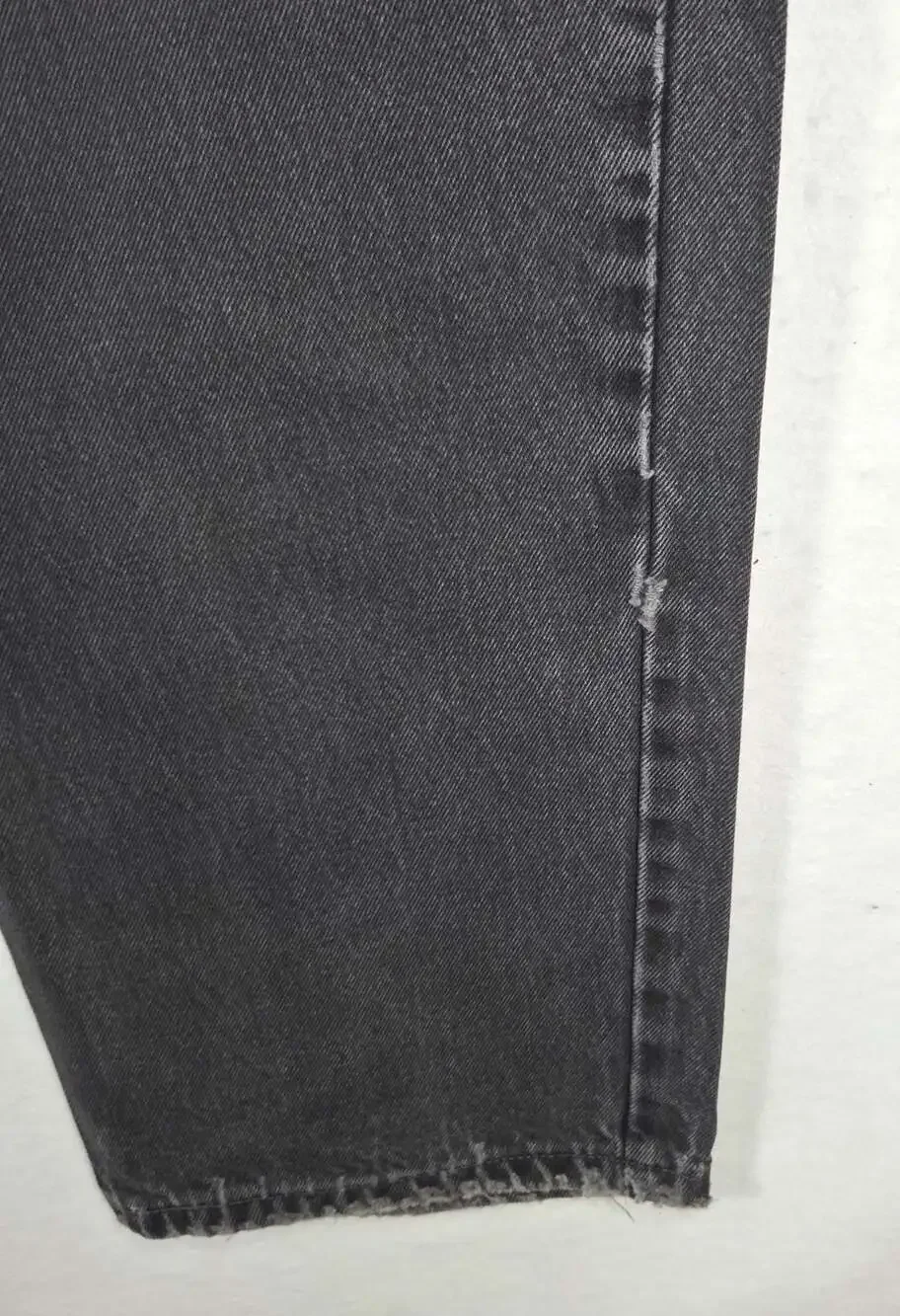 Vintage 80s Levis 550 Black Jeans Mens 42x32 Made in Puerto Rico USA 1989 Frayed